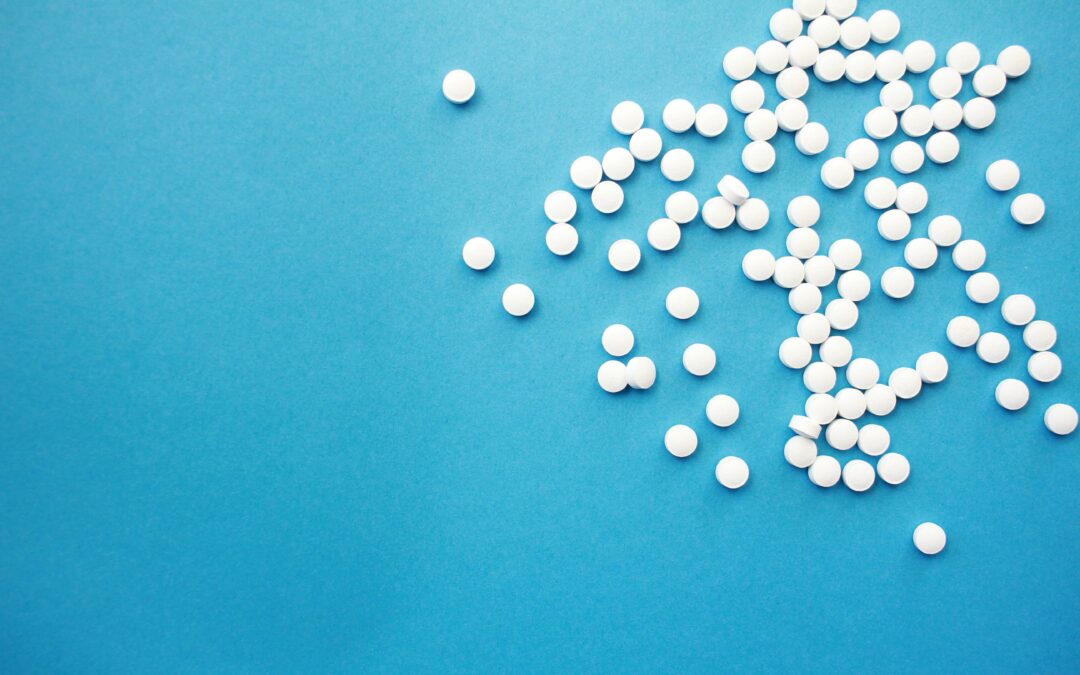 Image of white prescription drugs set for price negotiations.